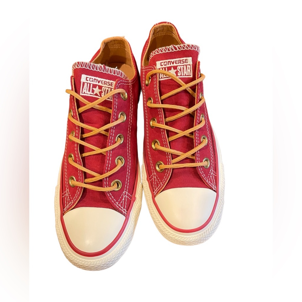 NWOT! Converse All Star Chuck 70s Canvas Red Shoes Size 6